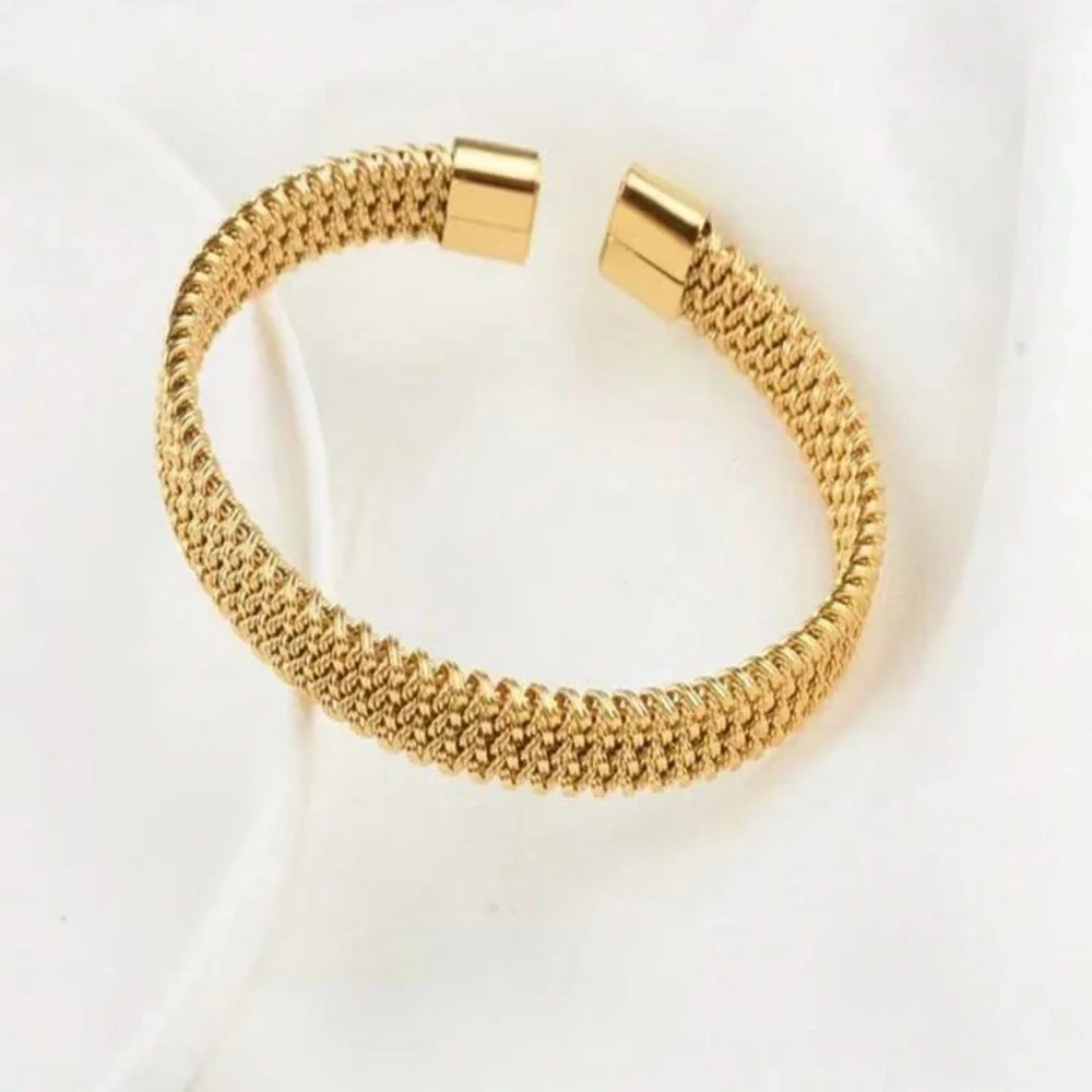 1pc Stainless Steel Gold Tone Spiderweb Design Open Cuff Bracelet For Couple - Picture 2 of 5